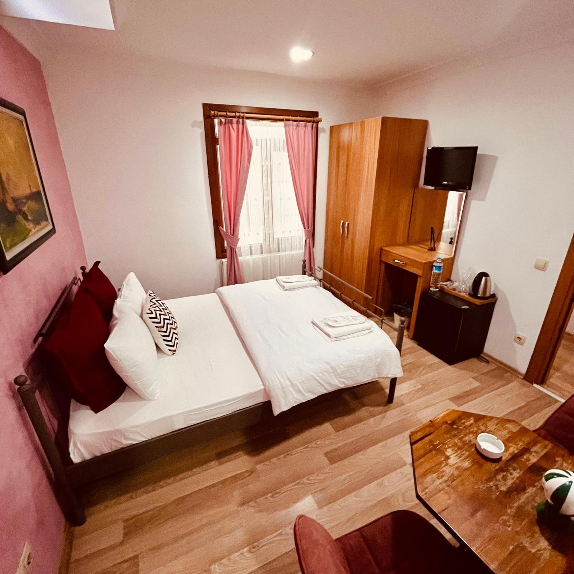 By Sukru Hotel Prinseneilanden Buitenkant foto
